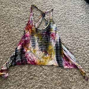 Multicolored tank